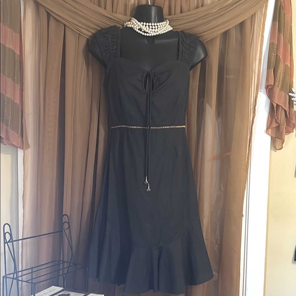 TIGERLILY (NWT) Sleeveless Dress-Size 4